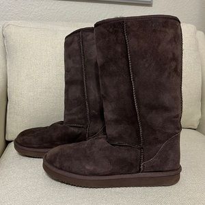 Genuine Australian sheepskin boots lined with sheepskin brown size 7